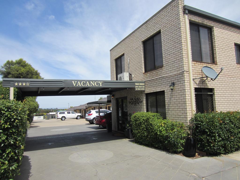 Cowra Crest Motel Dış mekan fotoğraf
