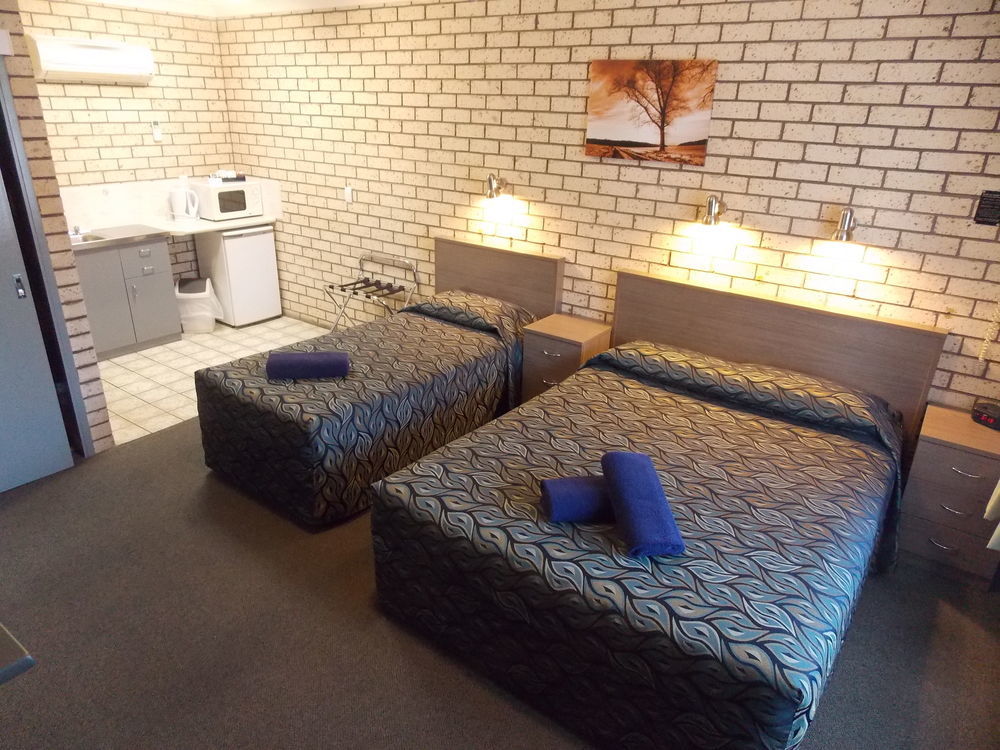 Cowra Crest Motel Dış mekan fotoğraf