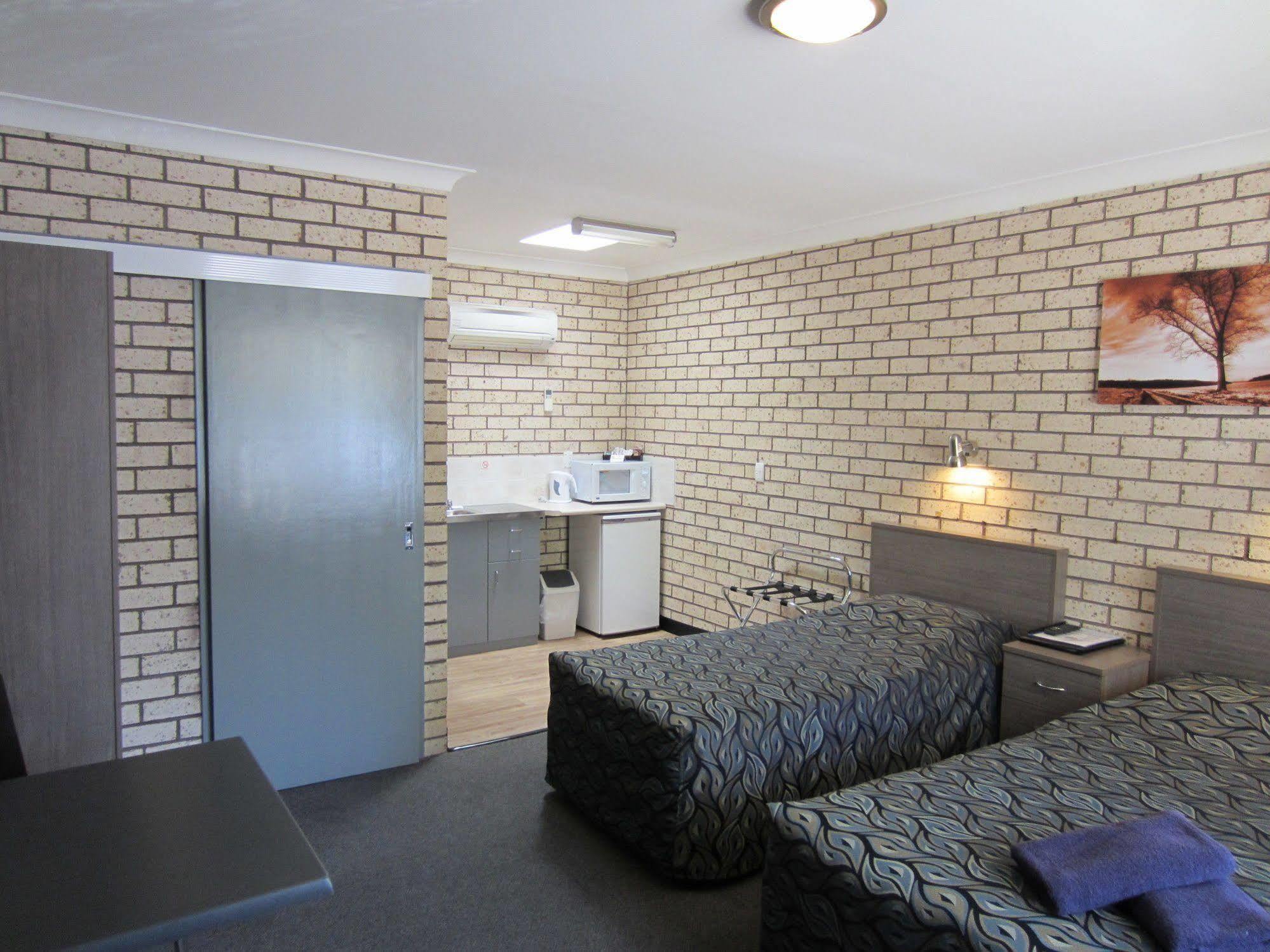 Cowra Crest Motel Dış mekan fotoğraf